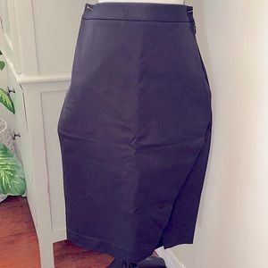 New Banana Republic black pencil skirt with side slit size 6